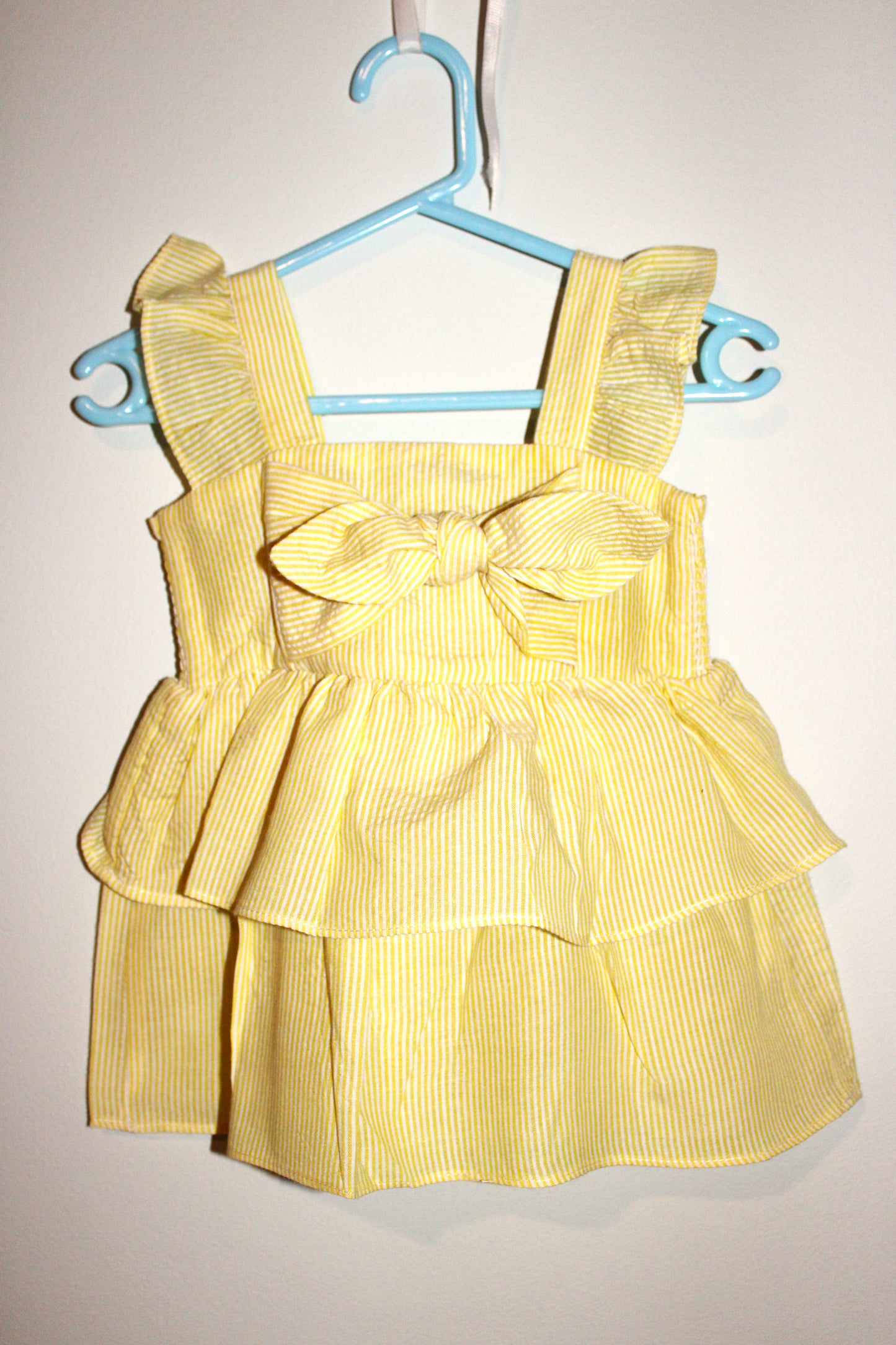 Bardot yellow/white seersucker top