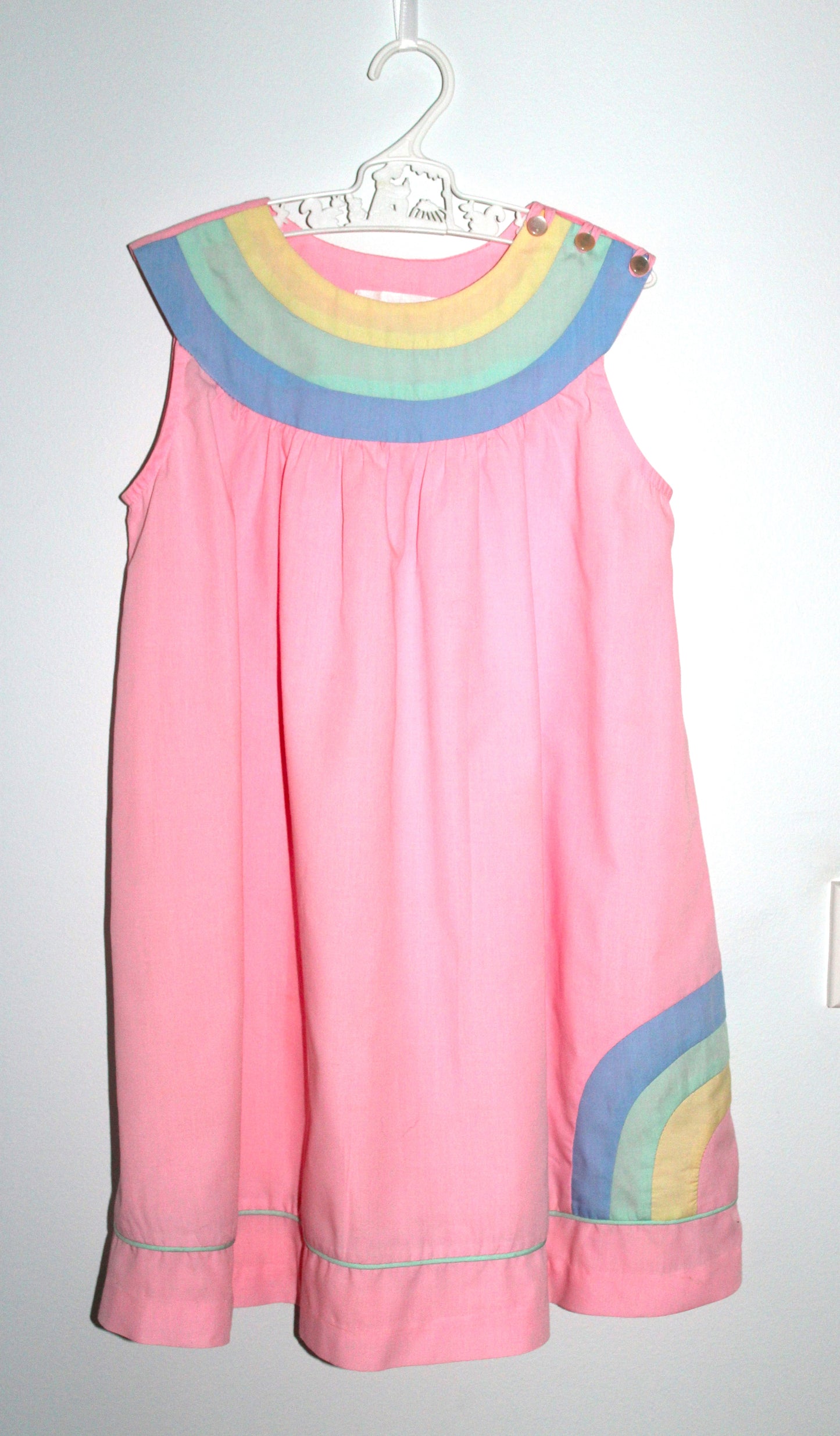 Freidelle girl's pink rainbow dress